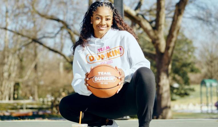 Dunkin' Signs Deja Kelly, Matthew Boling to College Sports