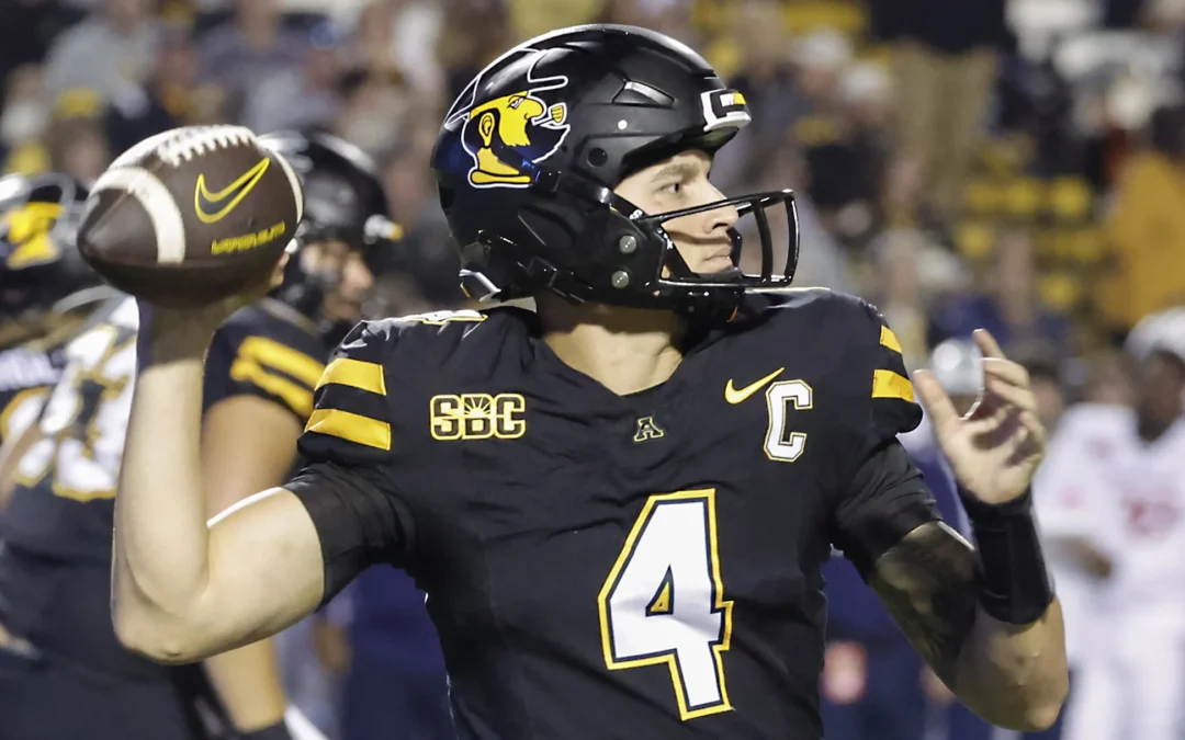 UCLA Bruins, Tennessee Volunteers Swap Quarterbacks in Historic NIL ‘Trade’