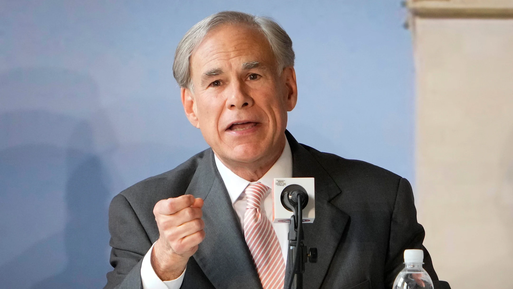 Texas Gov. Greg Abbott Signs New NIL Bill Into Law